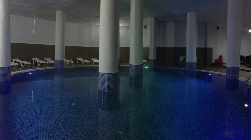 Royal Ozcelik Otel