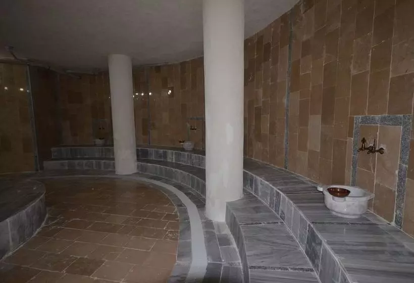 Royal Ozcelik Otel