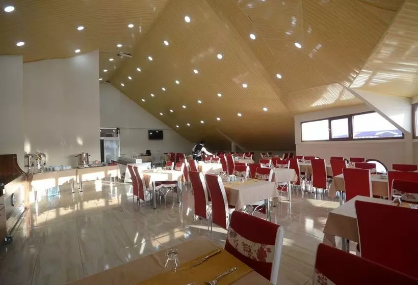 Royal Ozcelik Otel