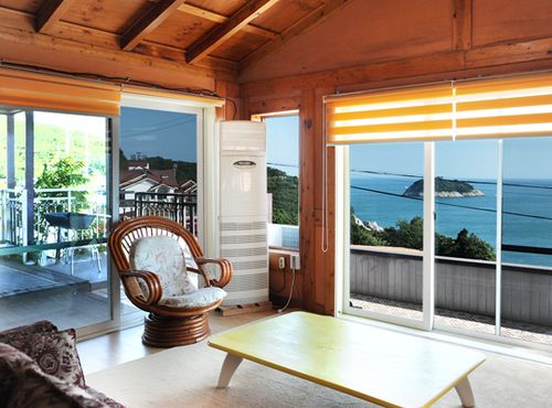 Geoje Sumireu Pension
