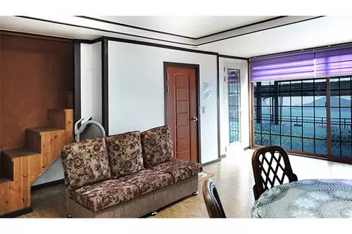 Geoje Sumireu Pension