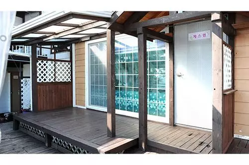Geoje Sumireu Pension