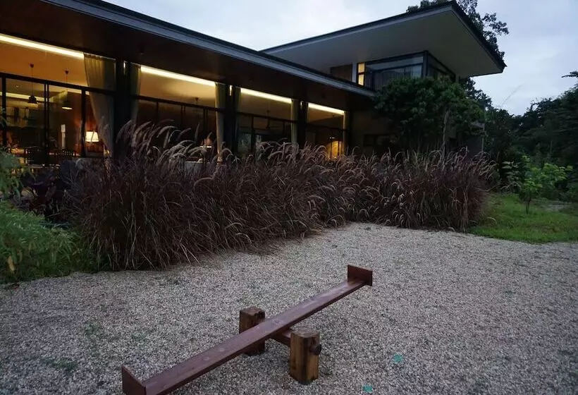 Hotelli Villa De View Chiang Dao