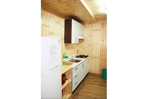 Yangsan Poonghodae Pension