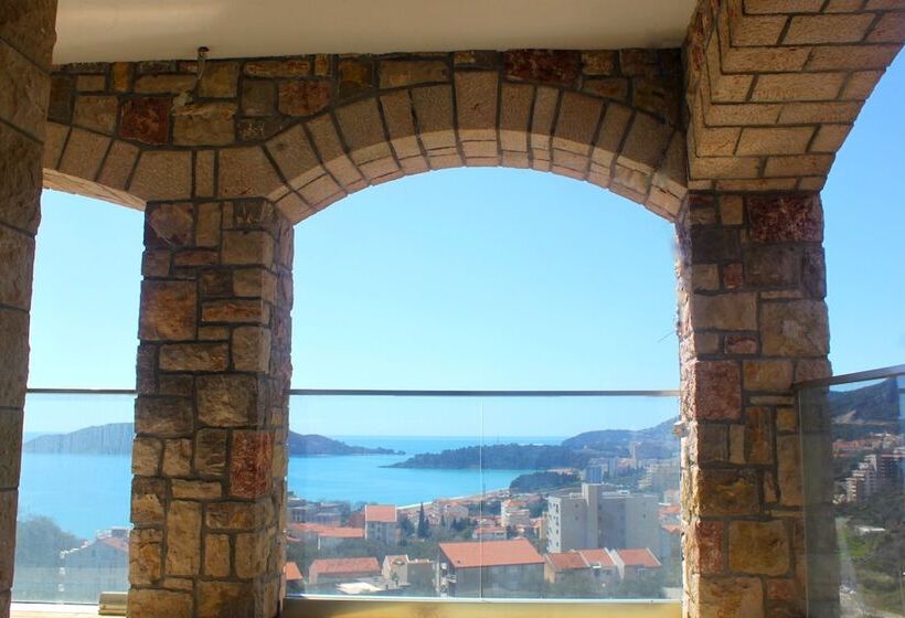 پانسیون Villa Luka