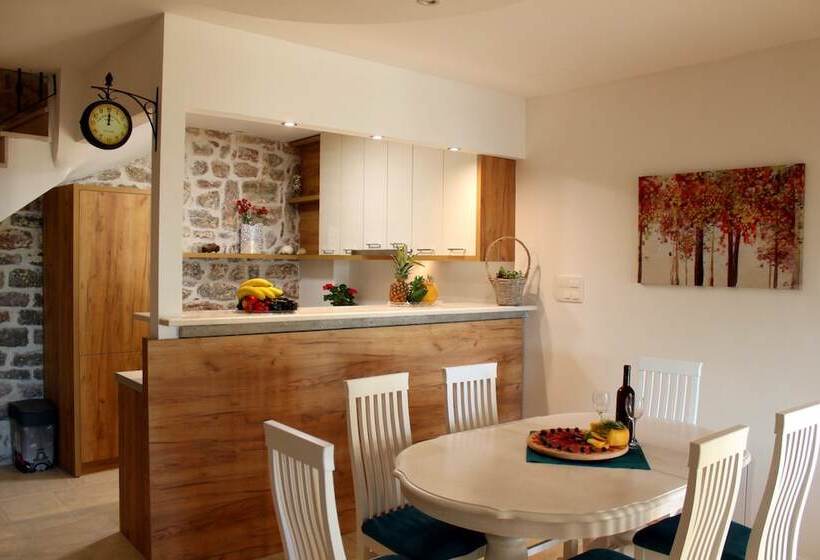 پانسیون Villa Luka