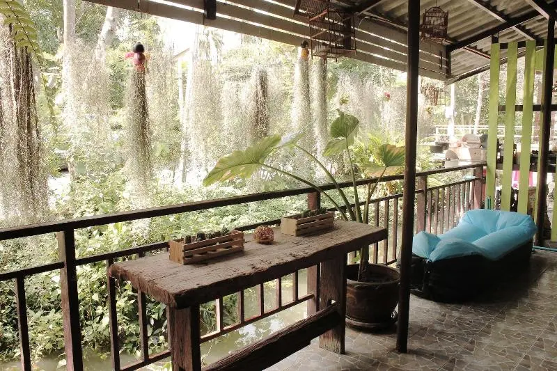 ペンション Ploynam Homestay