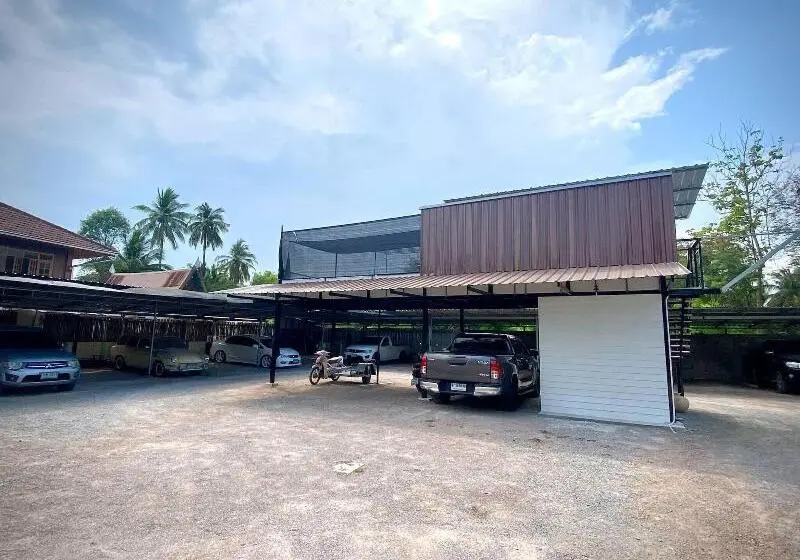 ペンション Ploynam Homestay