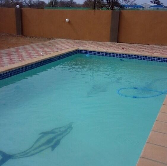 پانسیون Thulamela Guest House