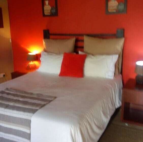 پانسیون Thulamela Guest House