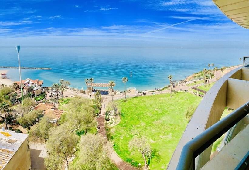 Royal King David Apartment