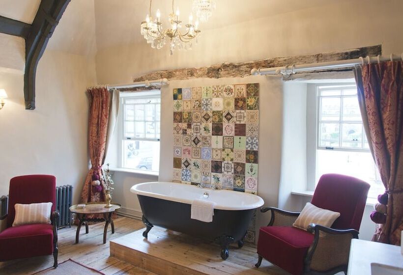 פונדק The White Hart