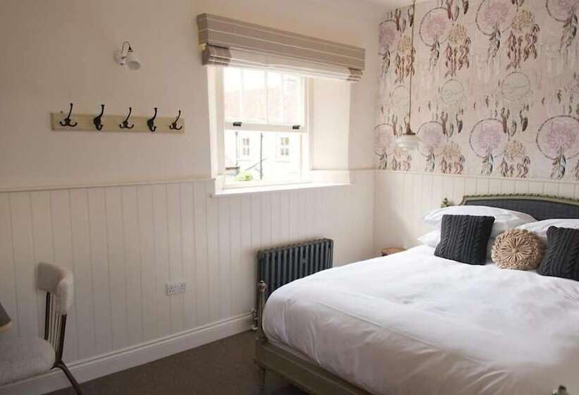 פונדק The White Hart