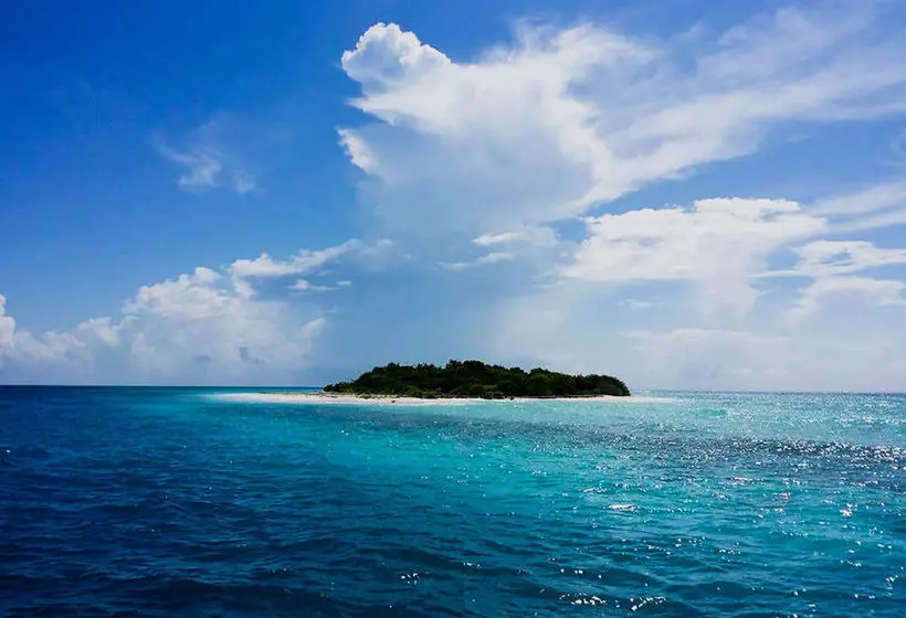 هتل Aveyla Manta Village