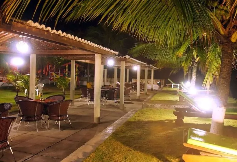 Hotelli Bangalos Do Pontal