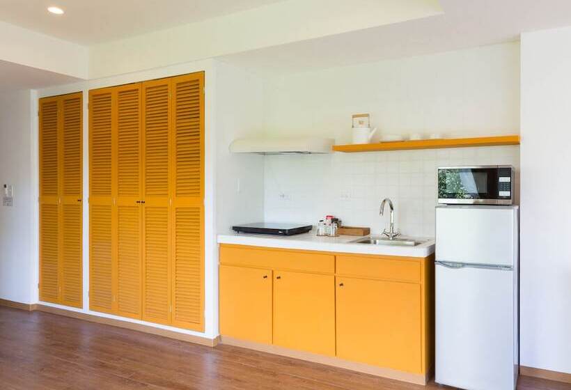 هتل Garden Palace Downtown Koror