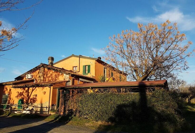 בית מלון כפרי Il Giogo Agriturismo