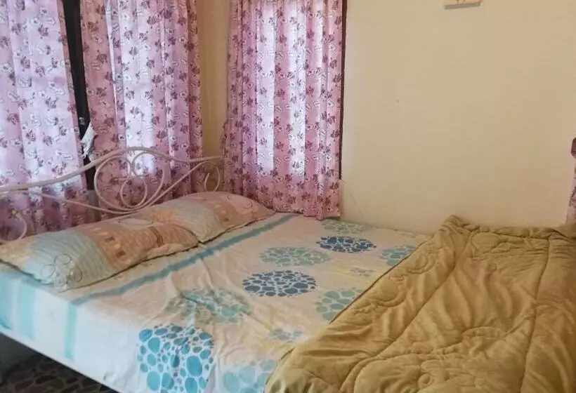 ホテル Ingkamol Homestay