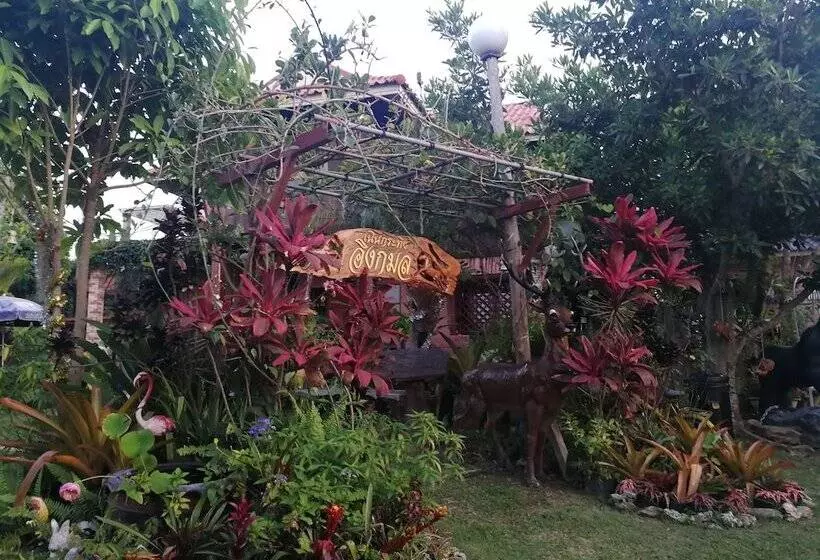 ホテル Ingkamol Homestay