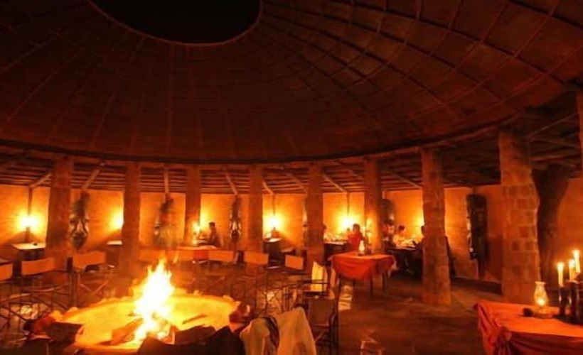 هتل Mount Etjo Safari Lodge