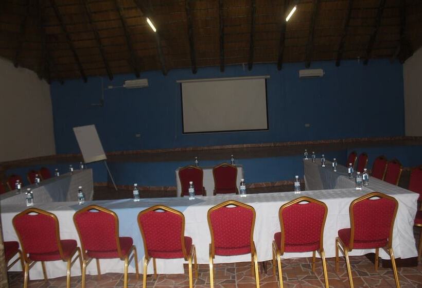 هتل Pelican Lodge And Camping