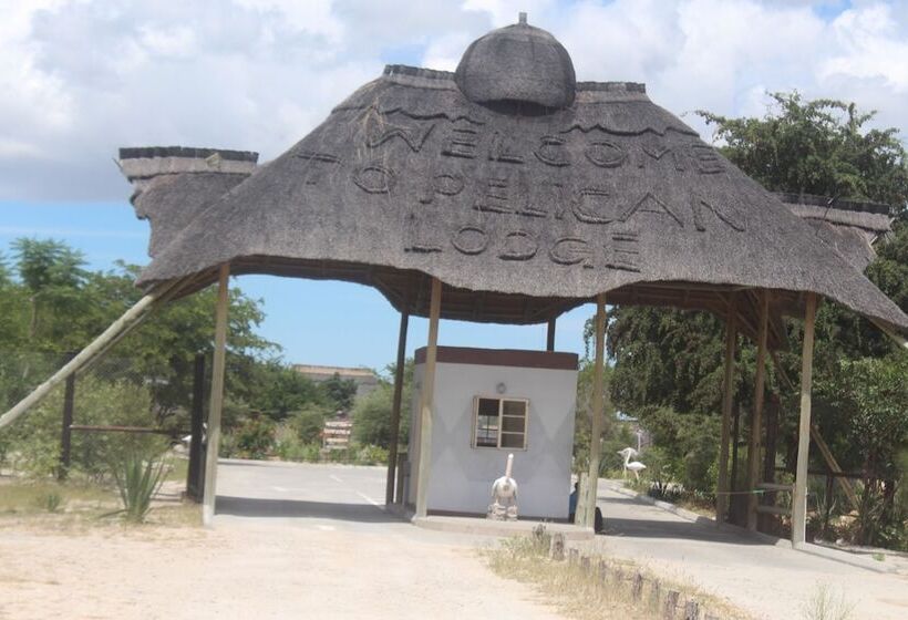 هتل Pelican Lodge And Camping
