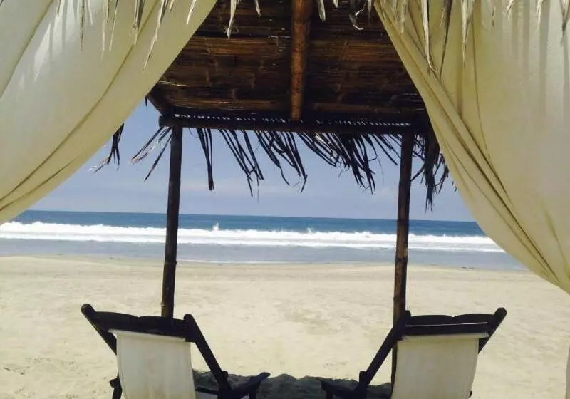 Hotelli Puerto Antiguo