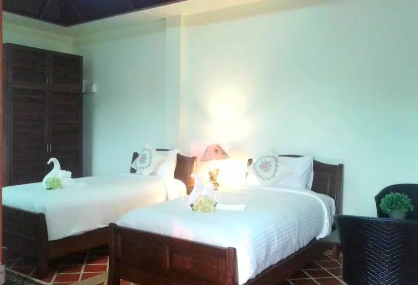 Hotelli Siam Tara Resort