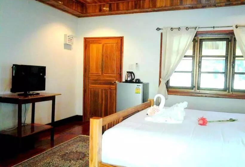 Hotelli Siam Tara Resort