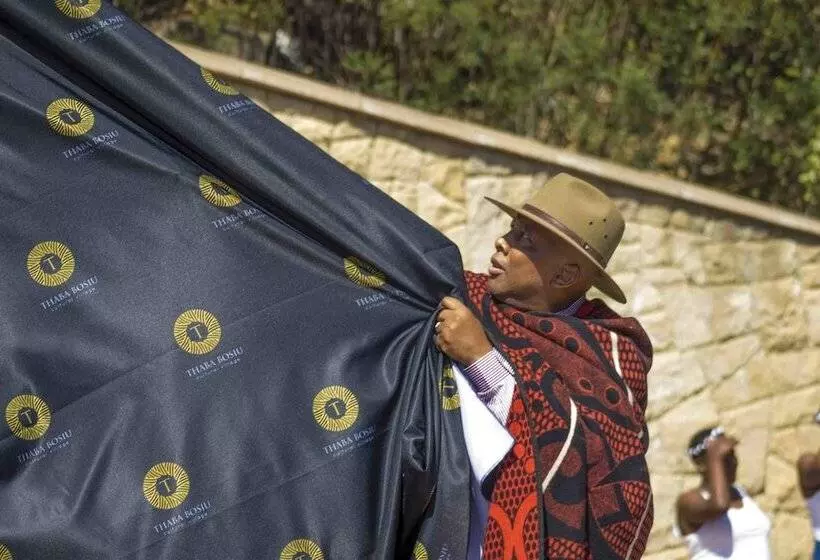هتل Thaba Bosiu Cultural Village