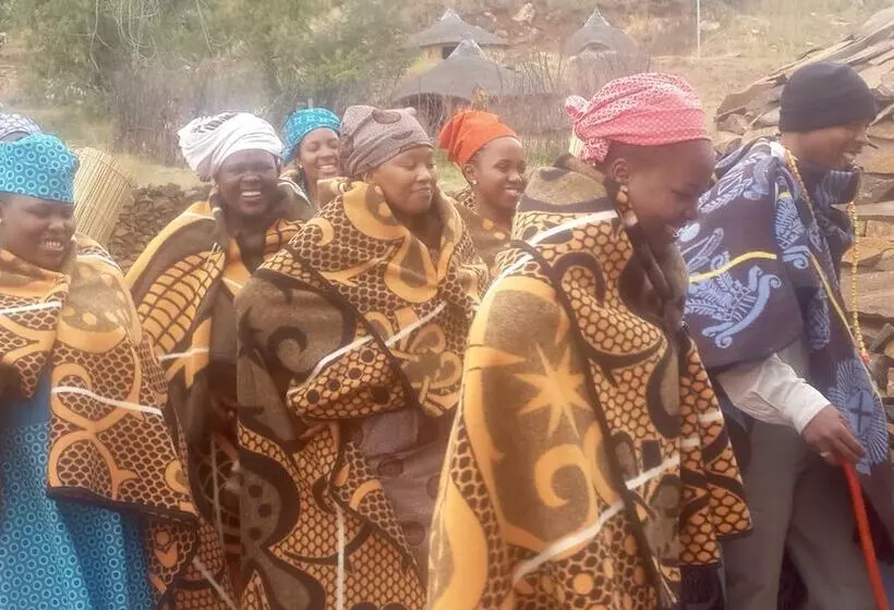 هتل Thaba Bosiu Cultural Village