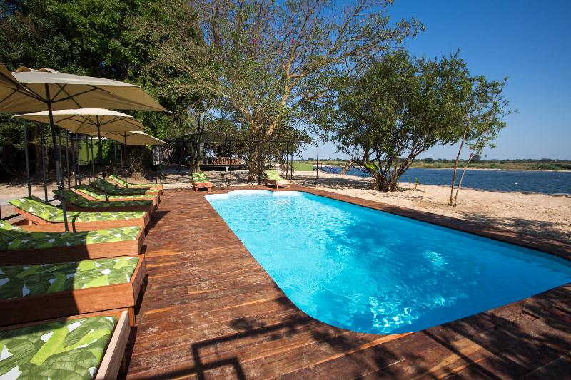 هتل Zambezi Mubala Lodge