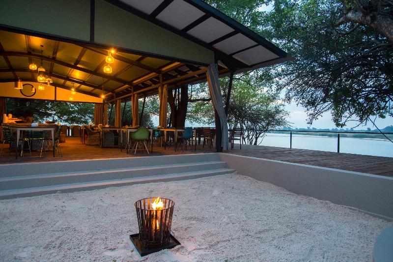 هتل Zambezi Mubala Lodge
