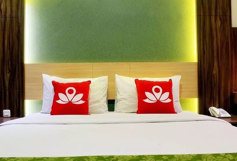 ホテル Zen Rooms Lengkong Gatot Subroto