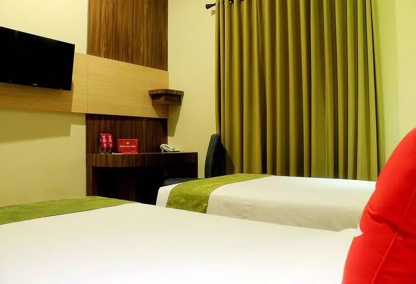 ホテル Zen Rooms Lengkong Gatot Subroto