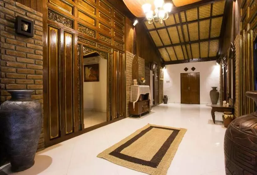 Kubu Ampo Villa
