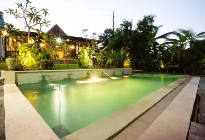 Kubu Ampo Villa