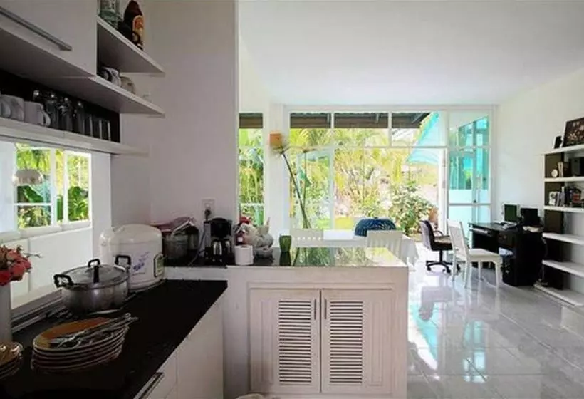 Majatalo Franjipani Home