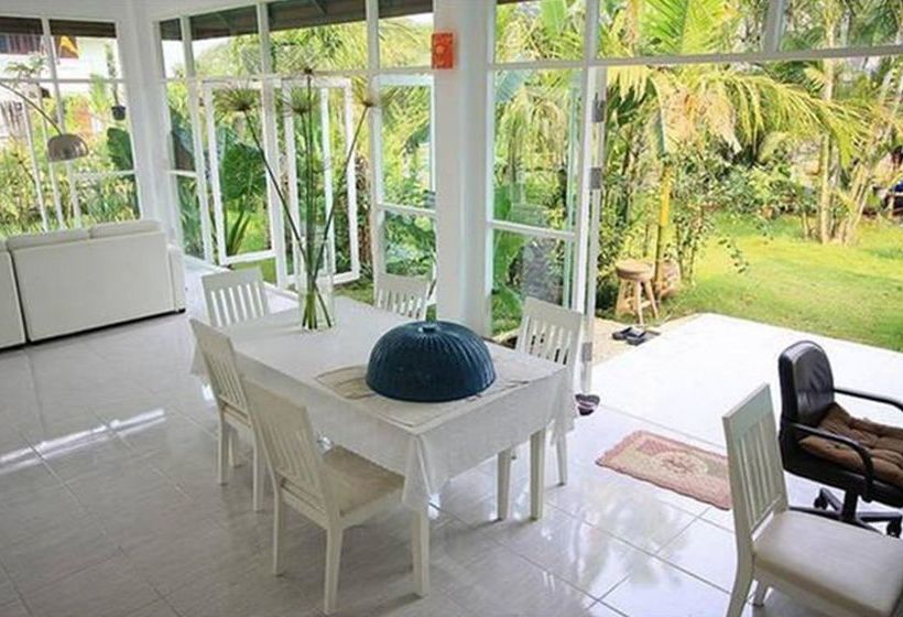 פנסיון Franjipani Home