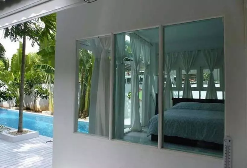 Majatalo Franjipani Home