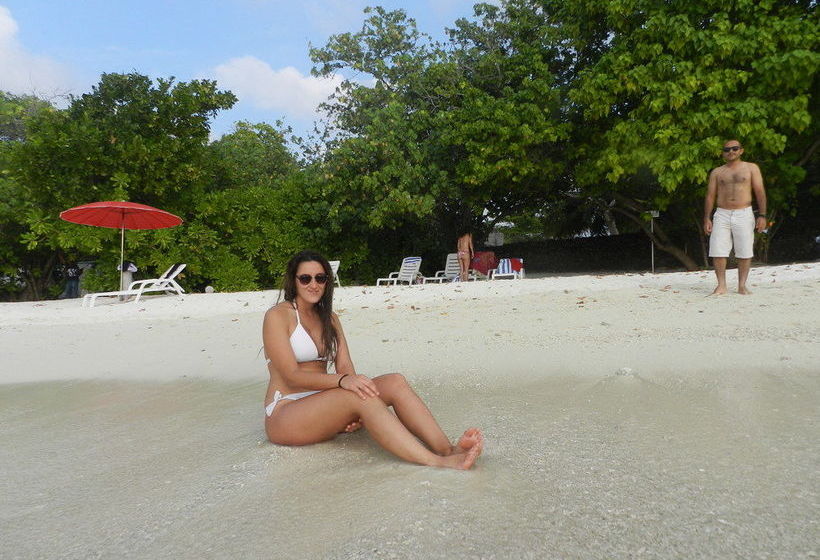 پانسیون Manta Inn