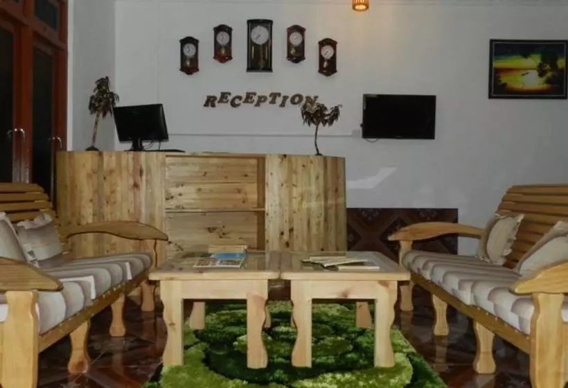 پانسیون Manta Inn