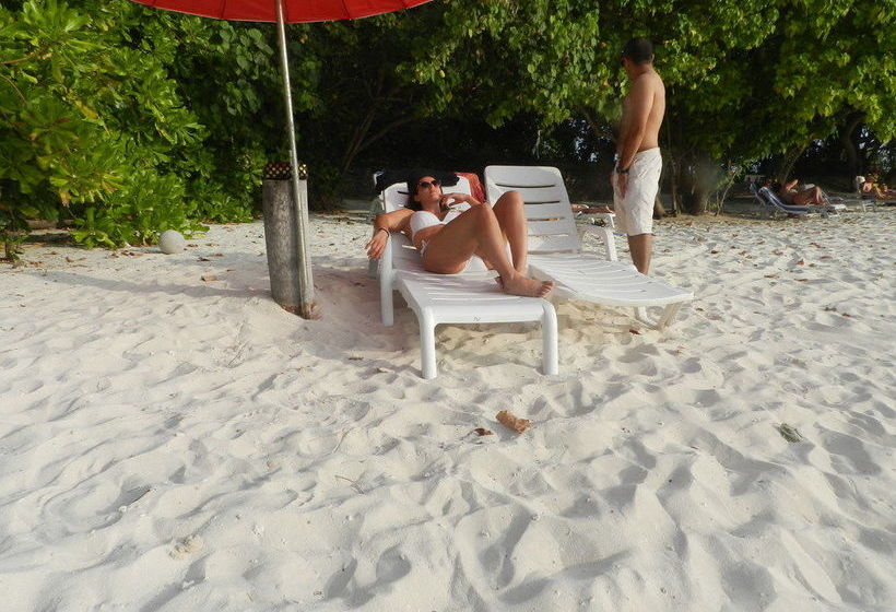 پانسیون Manta Inn