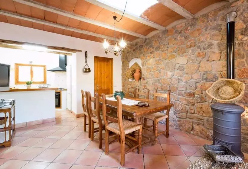Villa Canseres