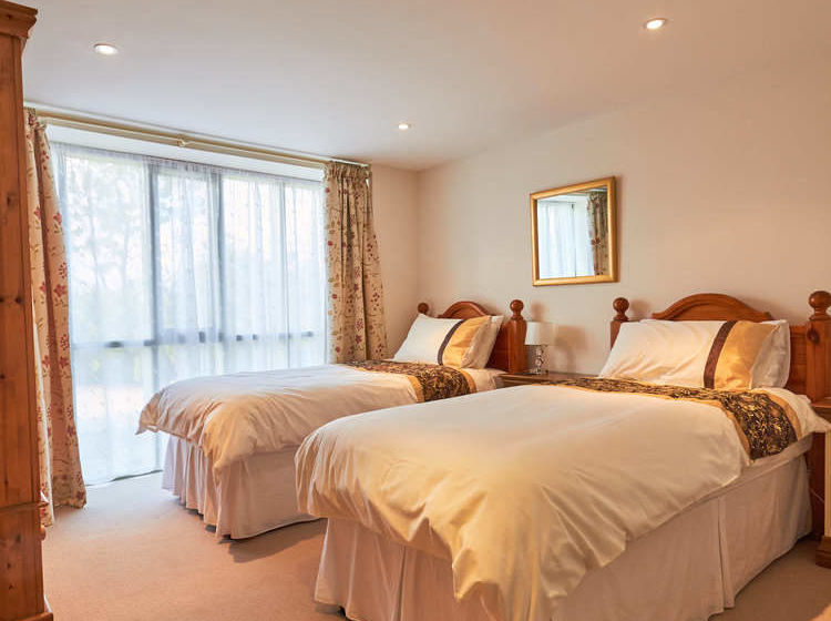 West Pennicknold Barn