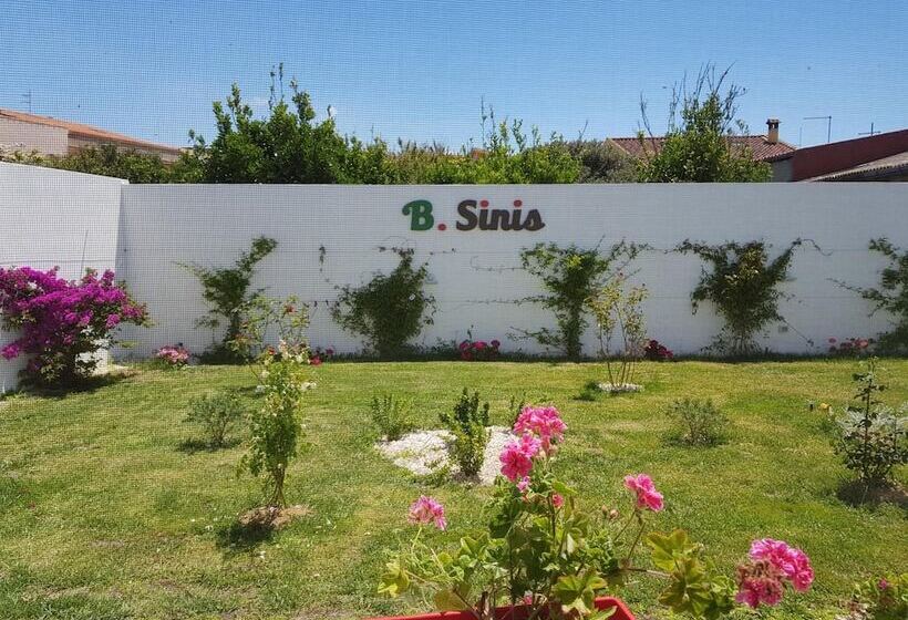 ベッドアンドブレックファースト B. Sinis