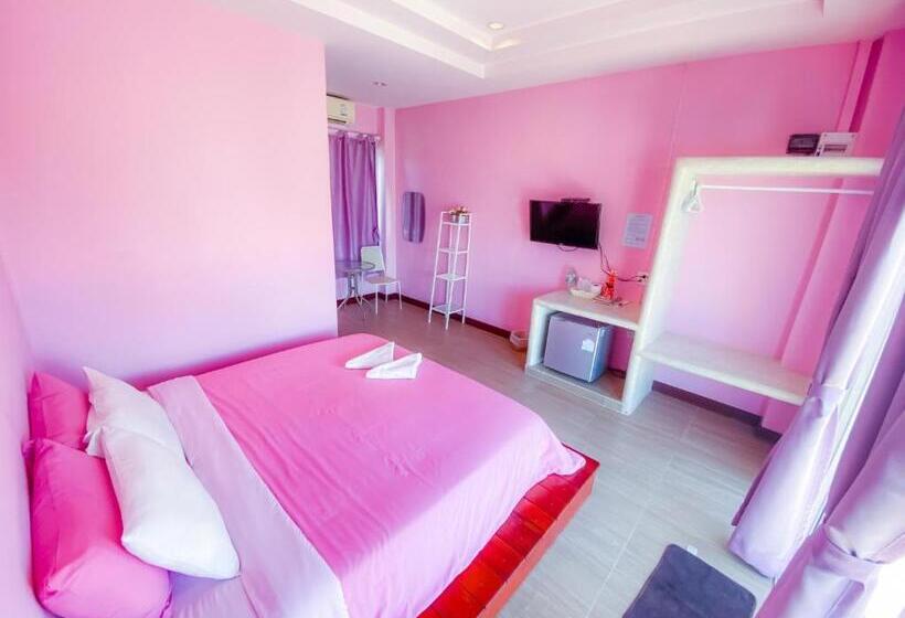 هتل Baanchomjan @ Suanphung