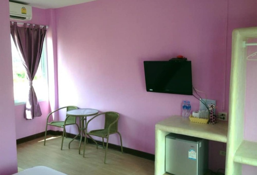 هتل Baanchomjan @ Suanphung