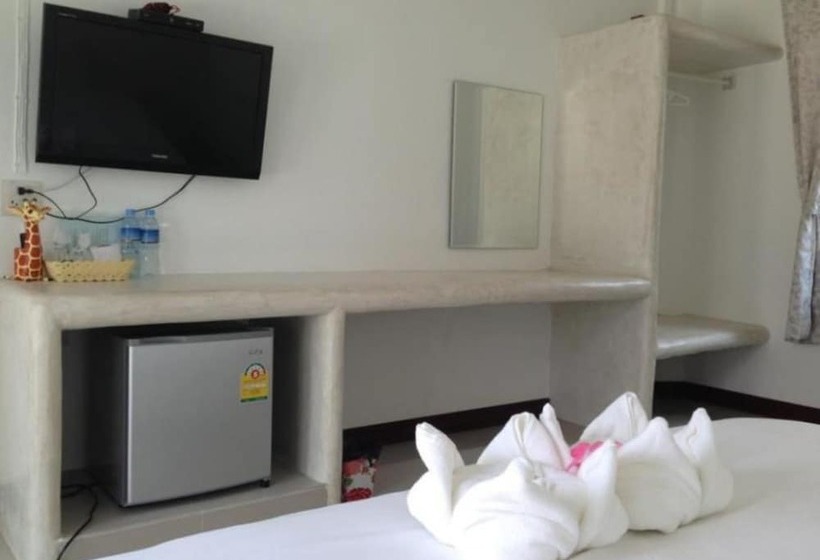 هتل Baanchomjan @ Suanphung