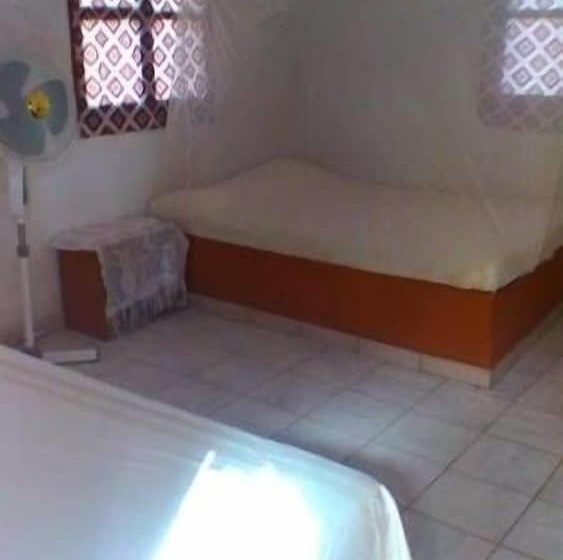 هتل Campement Nanaay